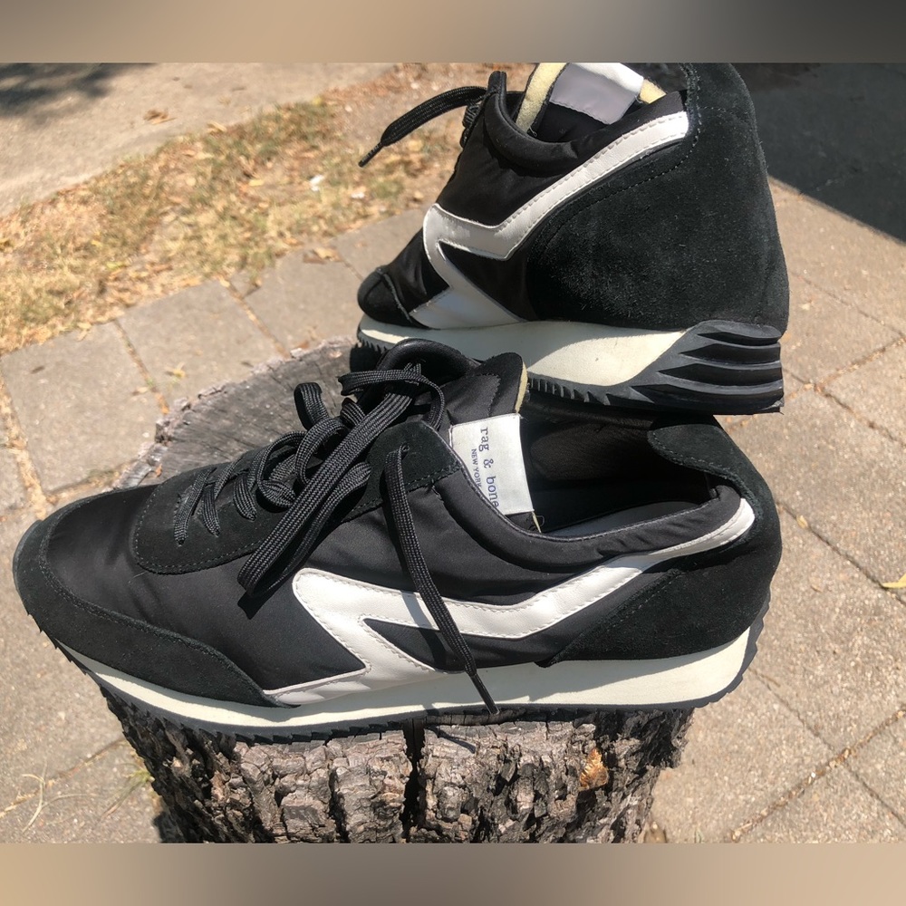 rag & bone Men’s Black and White Low-Top Retro Runner Sneakers